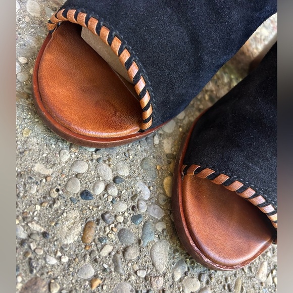 Frye Bohemian Whipstitch Suede Stacked Heel Black Peep Toe Boots Size 10 - Picture 11 of 12